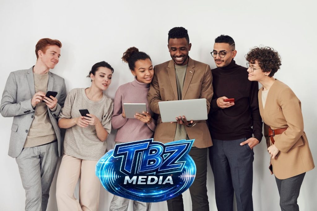Photo by fauxels: https://www.pexels.com/photo/group-of-people-looking-at-laptop-screen-3183129/